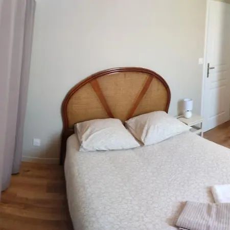 Maison Deux Au Coeur Du Medoc Lamarque